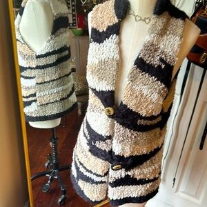 Free people sweater vest neutral colors fuzzy knit texture collar 2 button